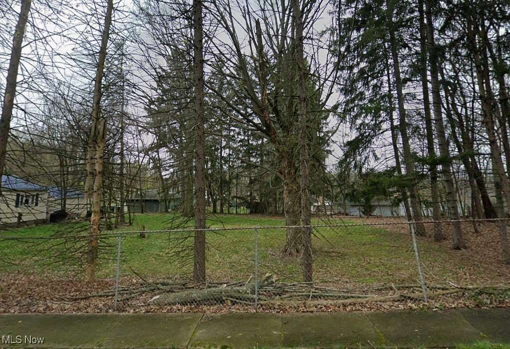 0.02 Acres of Residential Land for Sale in Akron, Ohio