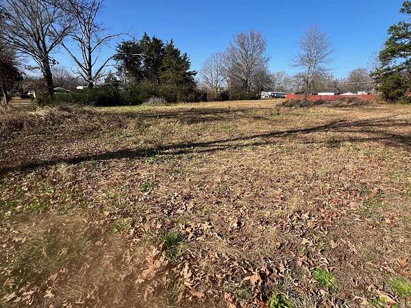 0.77 Acres of Residential Land for Sale in Savannah, Tennessee