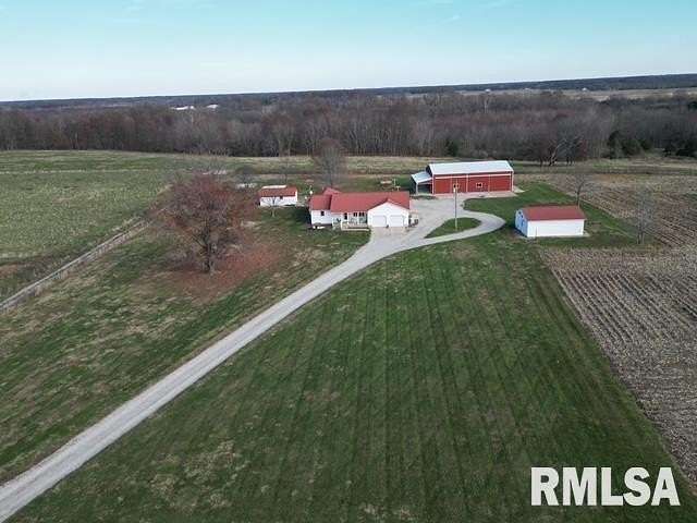 5 Acres of Residential Land with Home for Sale in Iuka, Illinois