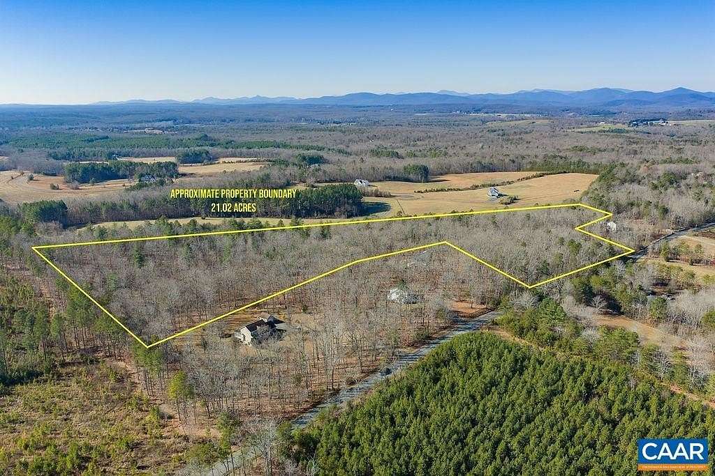 21 Acres of Land for Sale in Scottsville, Virginia