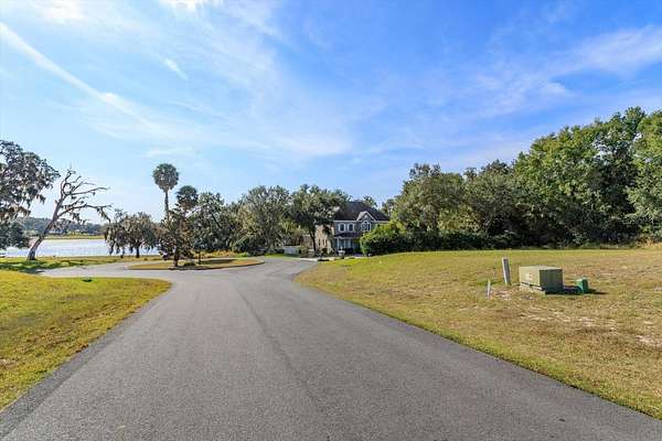 0.33 Acres of Residential Land for Sale in Fruitland Park, Florida