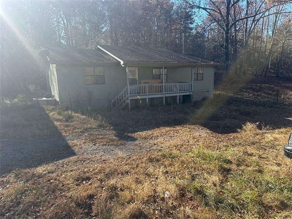 4.43 Acres of Residential Land with Home for Sale in LaFayette, Georgia