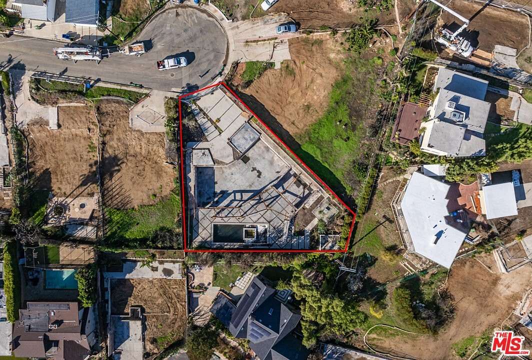 0.27 Acres of Residential Land for Sale in Pacific Palisades, California