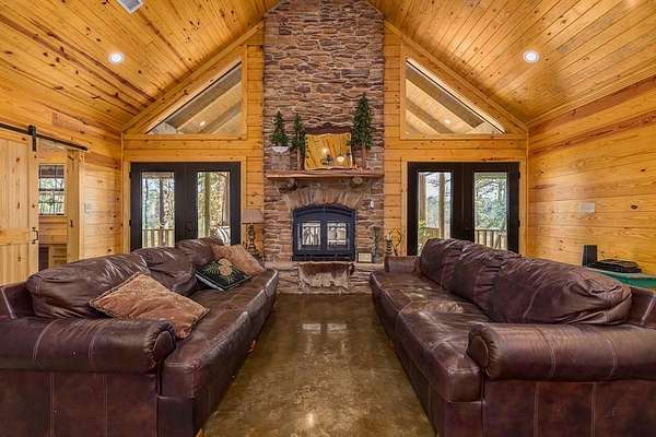 2.62 Acres of Land with Home for Sale in Huntington, Texas