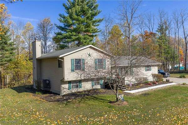 4.32 Acres of Residential Land with Home for Sale in New Philadelphia, Ohio