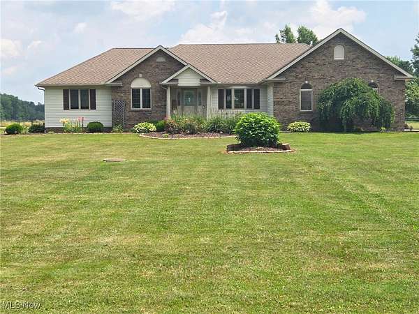 2.74 Acres of Residential Land with Home for Sale in Jefferson, Ohio