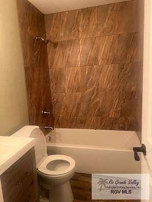 2.22 Acres of Residential Land with Home for Sale in Los Fresnos, Texas