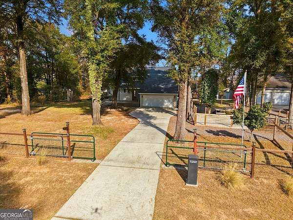 8.54 Acres of Improved Mixed-Use Land for Sale in Perry, Georgia