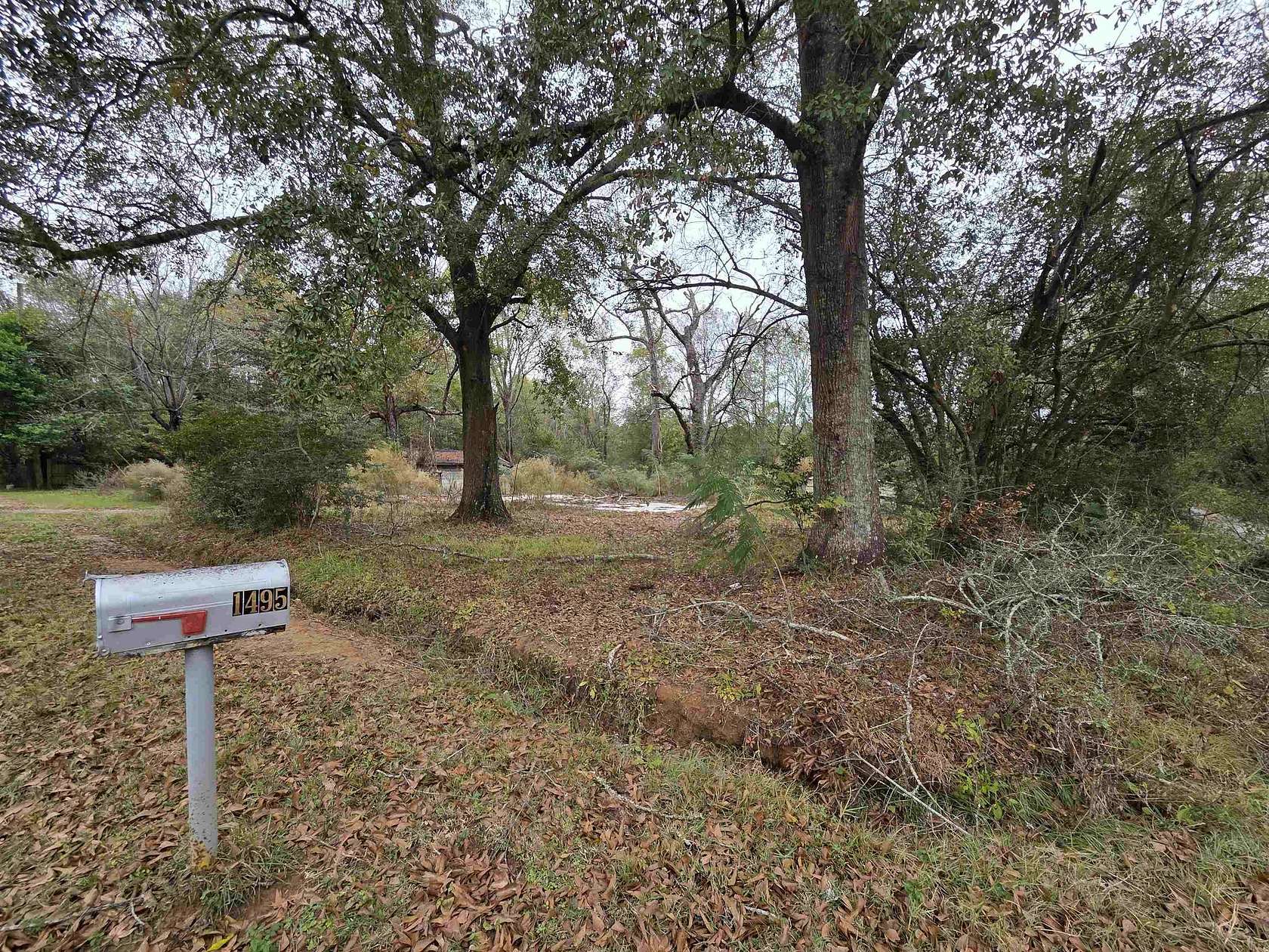 1.3 Acres of Residential Land for Sale in Vidor, Texas