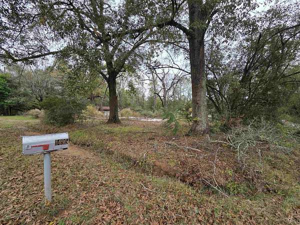 1.3 Acres of Residential Land for Sale in Vidor, Texas