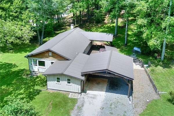 2.5 Acres of Residential Land with Home for Sale in Morganton, Georgia