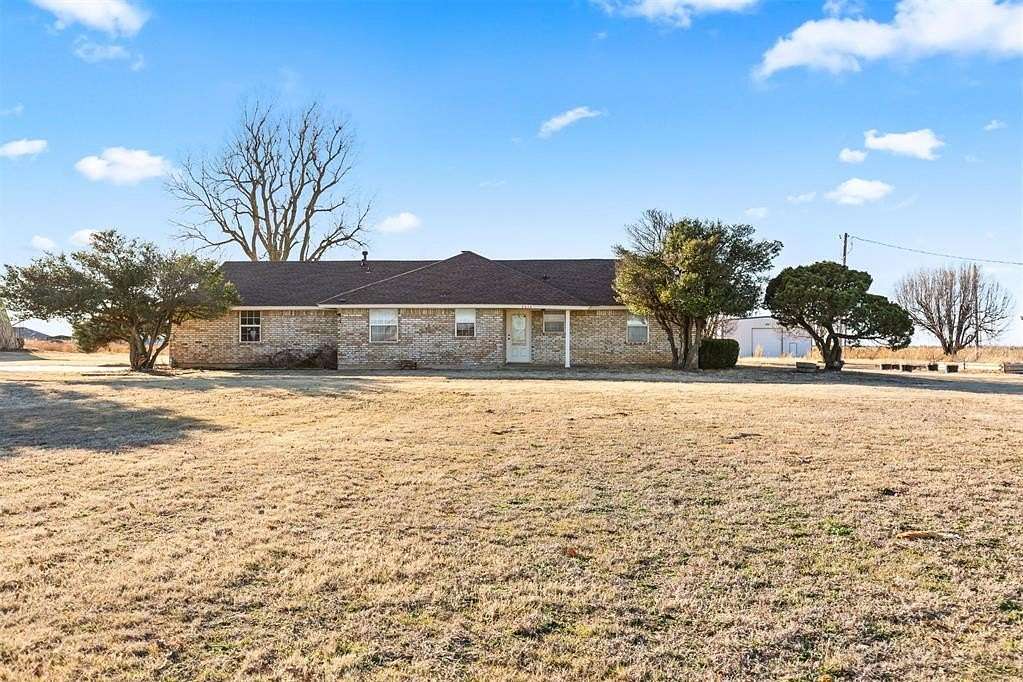 3.1 Acres of Land with Home for Sale in Hinton, Oklahoma