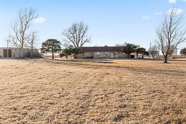 3.1 Acres of Residential Land with Home for Sale in Hinton, Oklahoma