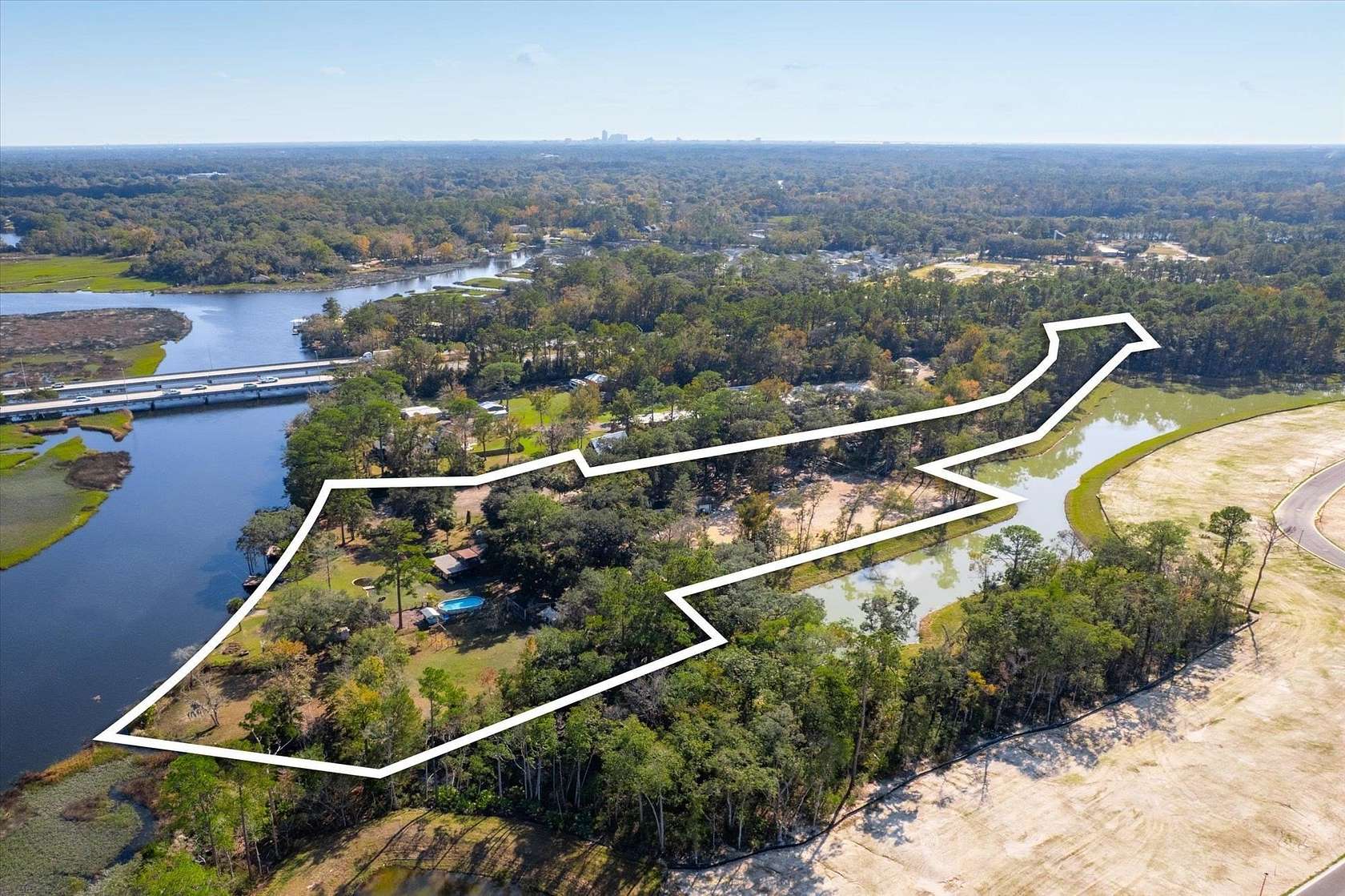 6.39 Acres of Land with Home for Sale in Jacksonville, Florida