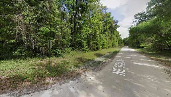 2.1 Acres of Residential Land for Sale in Old Town, Florida