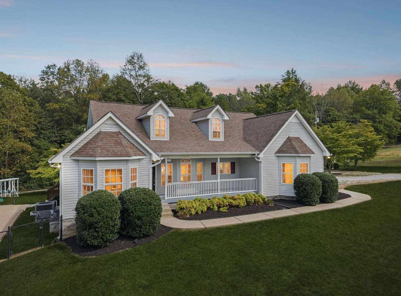 1.9 Acres of Residential Land with Home for Sale in Charlotte, Tennessee