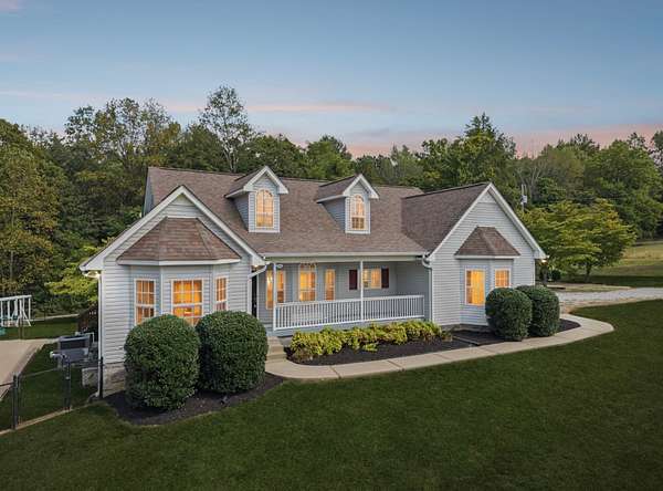 1.9 Acres of Residential Land with Home for Sale in Charlotte, Tennessee