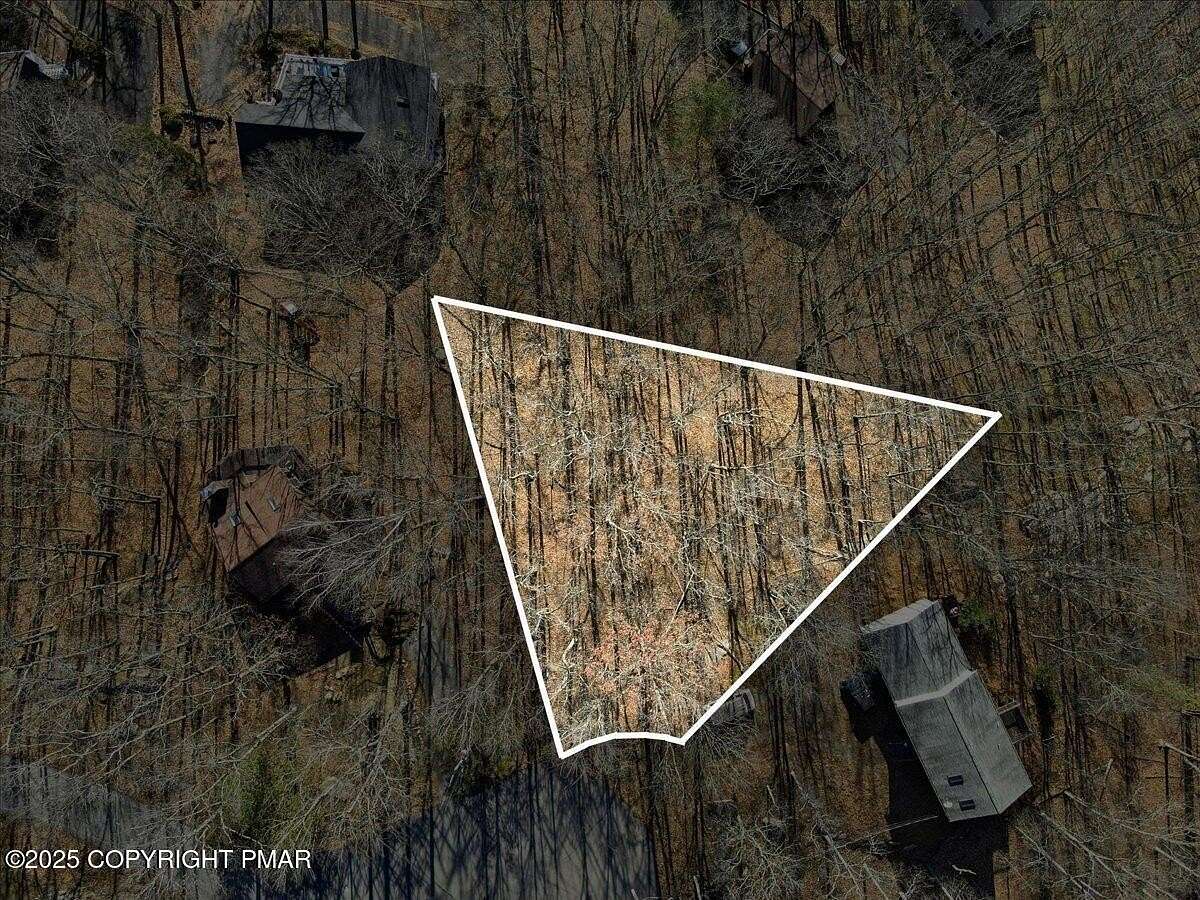 0.38 Acres of Land for Sale in Bushkill, Pennsylvania