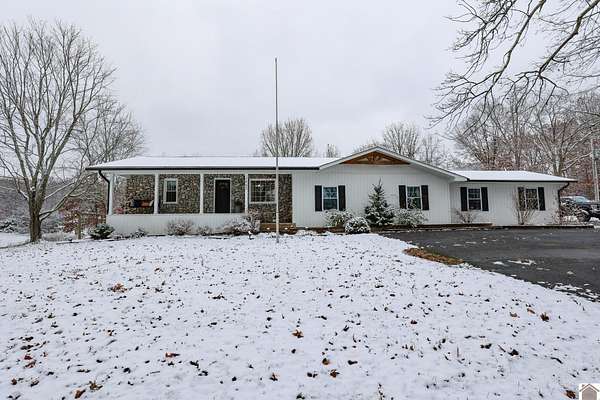 14.6 Acres of Land with Home for Sale in Boaz, Kentucky