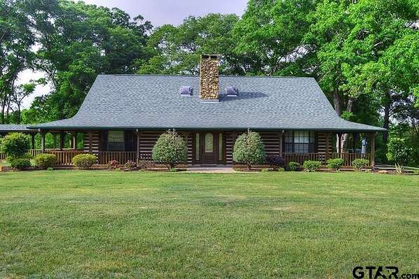 64.3 Acres of Land with Home for Sale in Big Sandy, Texas