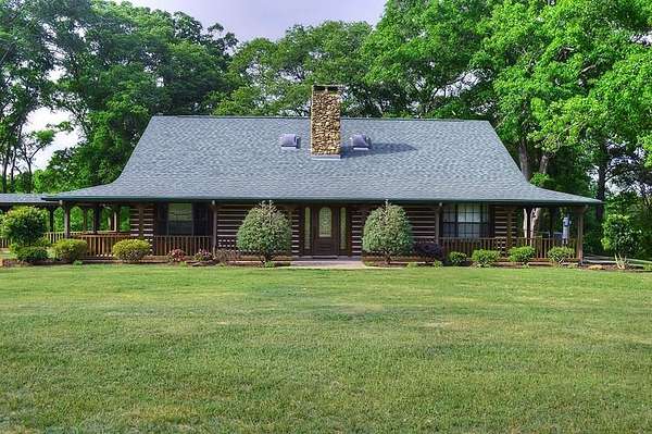 64.3 Acres of Land with Home for Sale in Big Sandy, Texas