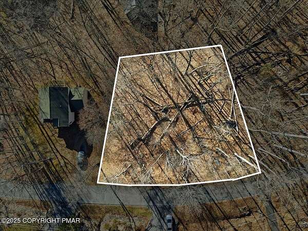 0.41 Acres of Residential Land for Sale in Bushkill, Pennsylvania