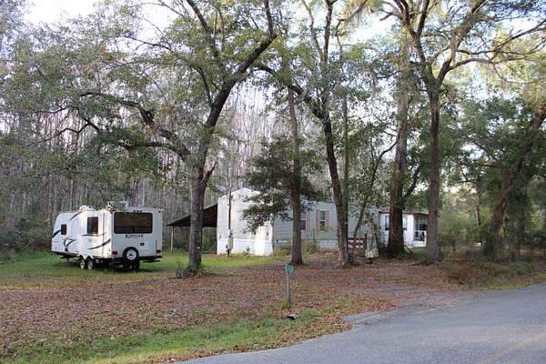 2.45 Acres of Residential Land with Home for Sale in Greenville, Florida