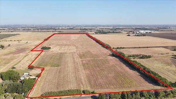 93.9 Acres of Agricultural Land for Sale in Cibolo, Texas