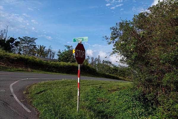 1 Acre of Land for Sale in Keaau, Hawaii