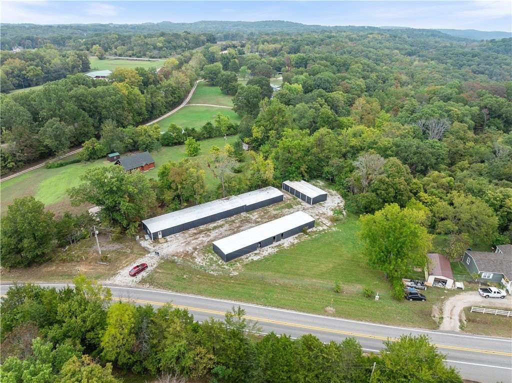 4 Acres of Improved Residential Land for Sale in Garfield, Arkansas