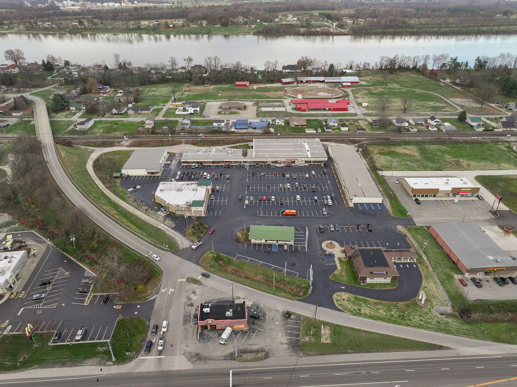 9 Acres of Improved Commercial Land for Sale in Greenup, Kentucky