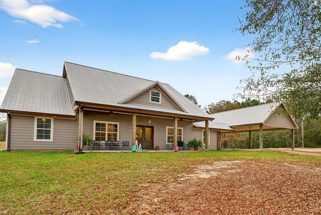 10 Acres of Residential Land with Home for Sale in Poplarville, Mississippi