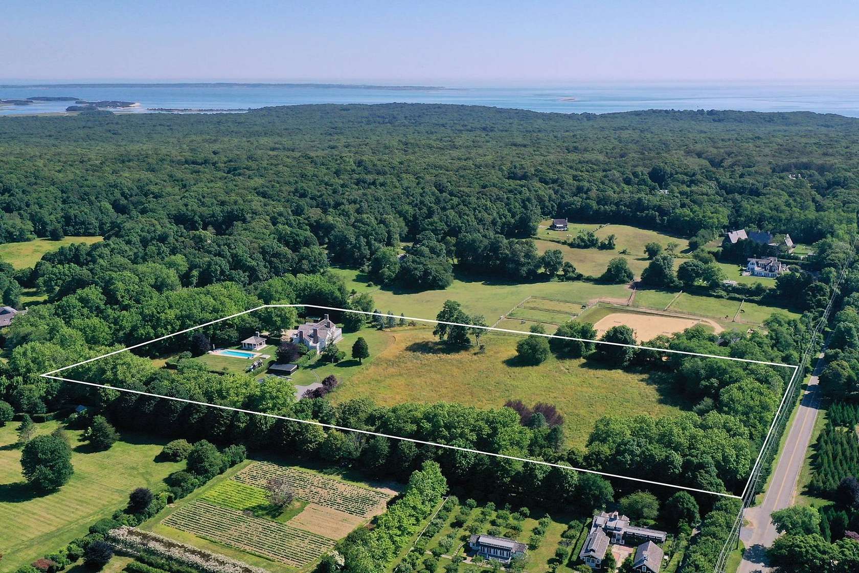 10 Acres of Land with Home for Sale in Amagansett, New York
