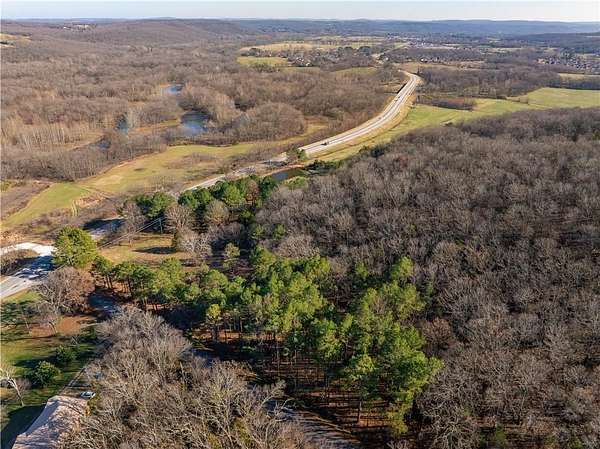 1.5 Acres of Residential Land for Sale in Fayetteville, Arkansas
