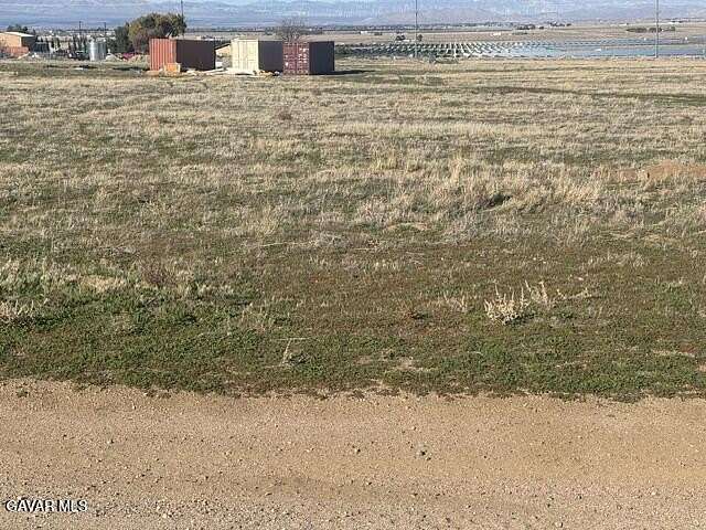 5 Acres of Land for Sale in Lancaster, California