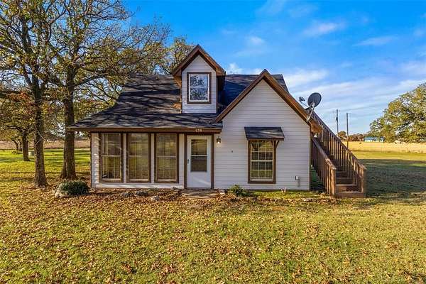 9.77 Acres of Residential Land with Home for Sale in Chico, Texas