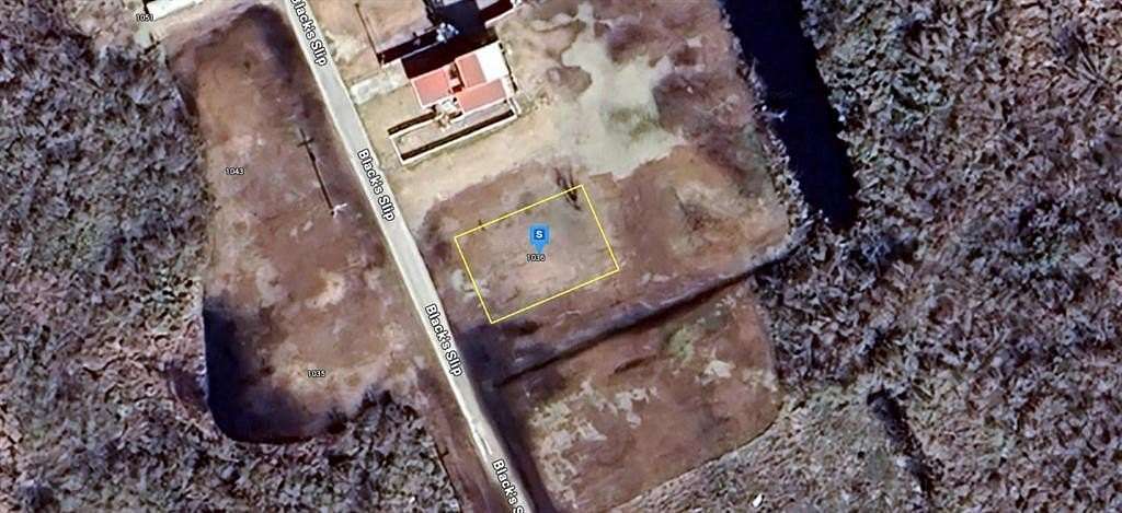 0.09 Acres of Land for Sale in Gilchrist, Texas