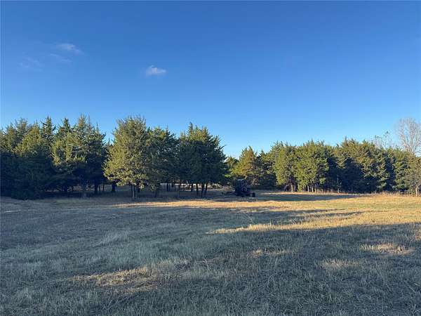 37.5 Acres of Land for Sale in Honey Grove, Texas