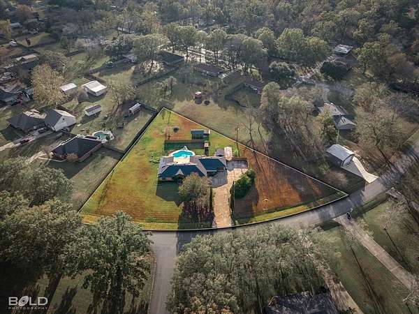 1.17 Acres of Residential Land with Home for Sale in Bossier City, Louisiana