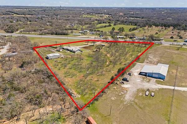 6.74 Acres of Mixed-Use Land for Sale in Cleburne, Texas