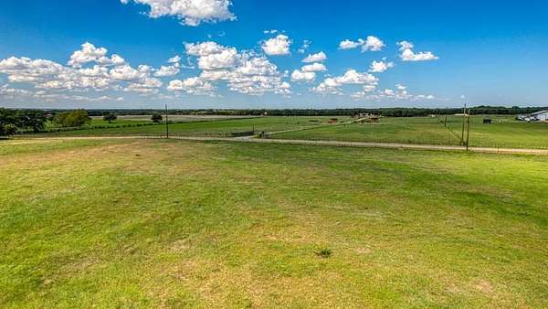 2 Acres of Residential Land for Sale in Granbury, Texas