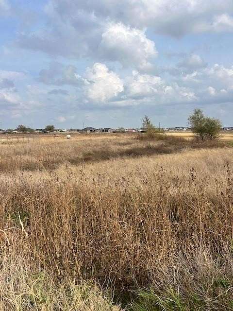 2.26 Acres of Residential Land for Sale in Decatur, Texas