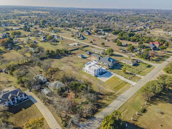 0.93 Acres of Residential Land for Sale in DeSoto, Texas