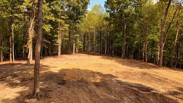 5 Acres of Residential Land for Sale in White House, Tennessee