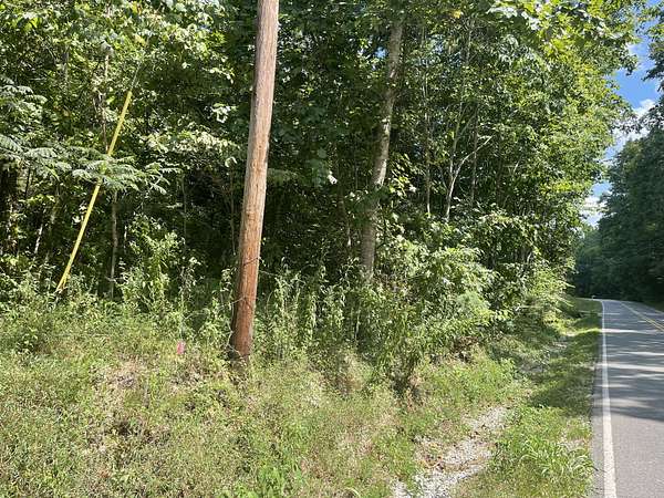 5 Acres of Residential Land for Sale in Erin, Tennessee