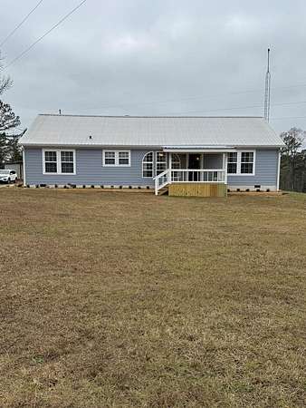 1.82 Acres of Residential Land with Home for Sale in Abbeville, Alabama