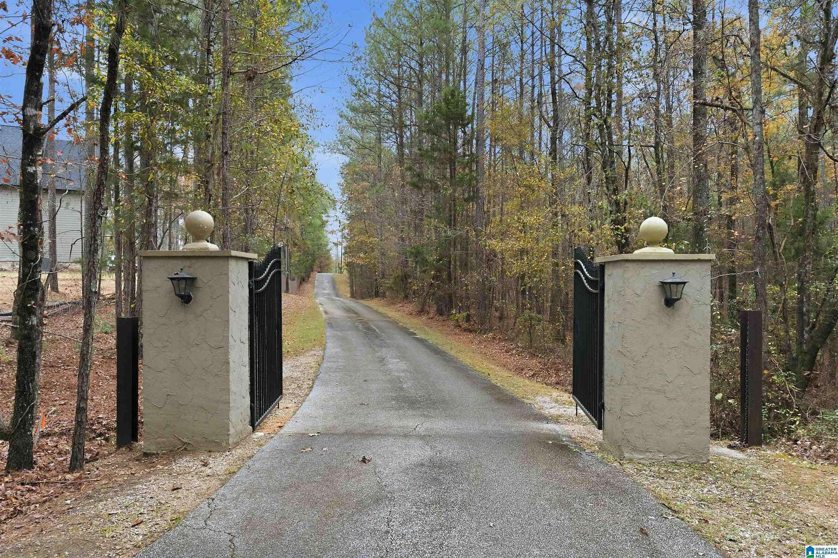 11.5 Acres of Land with Home for Sale in Wilsonville, Alabama