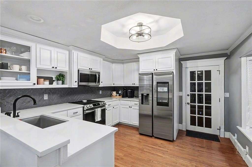 3 Acres of Residential Land with Home for Sale in Baldwin City, Kansas