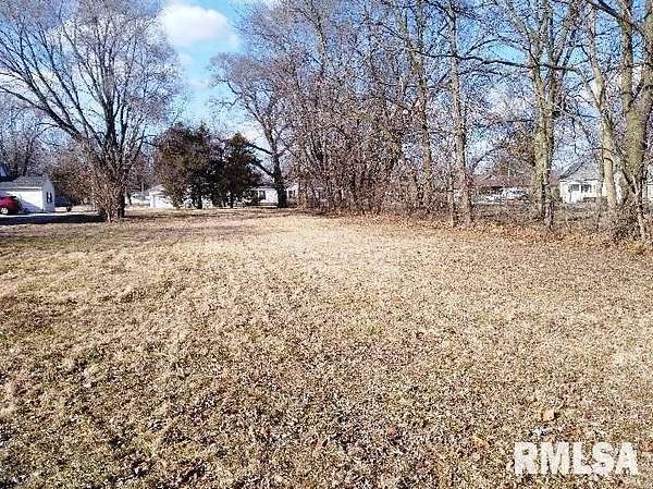 Residential Land for Sale in Girard, Illinois
