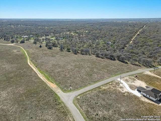 Residential Land for Sale in La Vernia, Texas